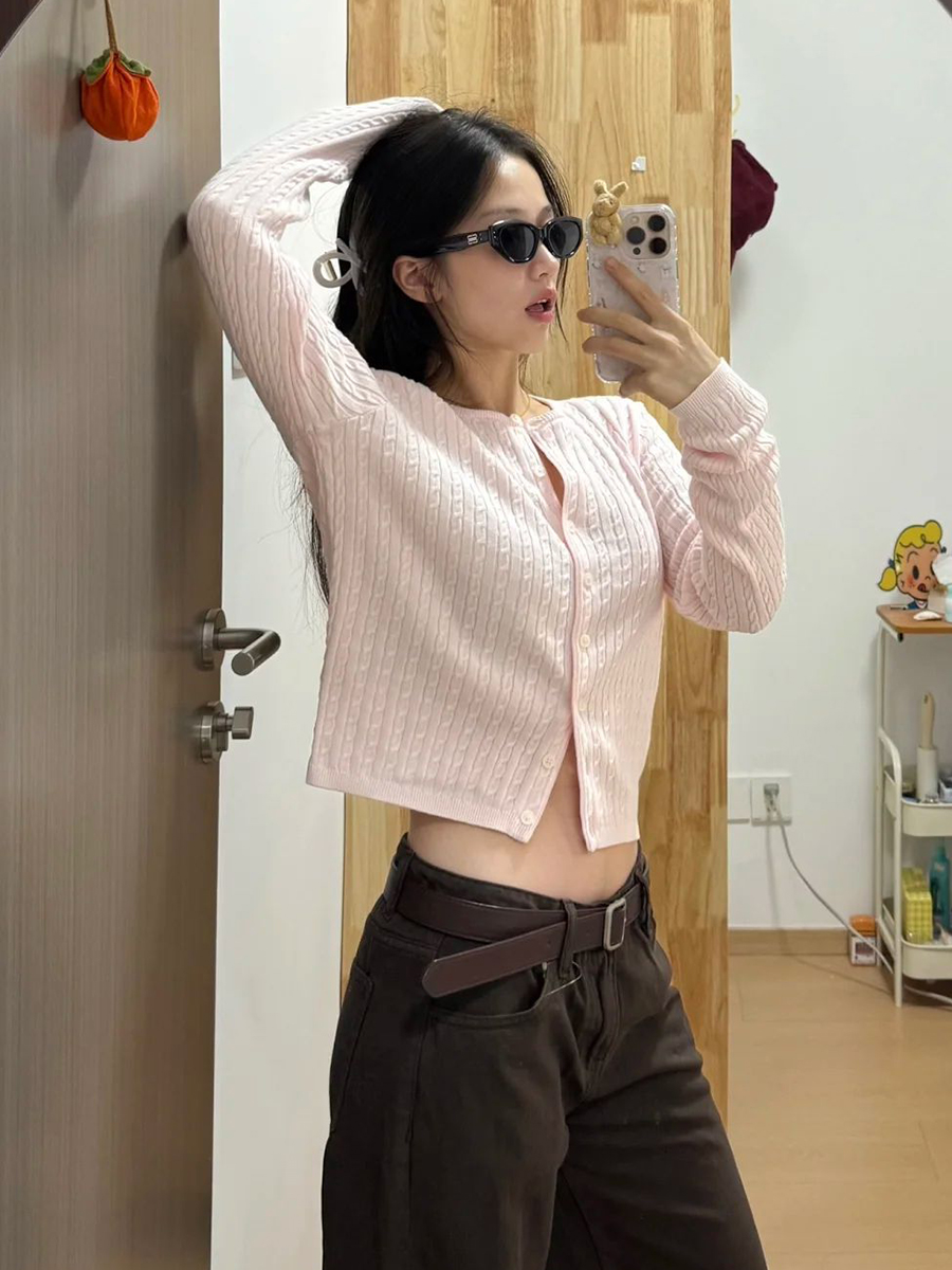 Twist Flower Baby Pink Sweater - Bib Long Sleeve ulasan dan harga